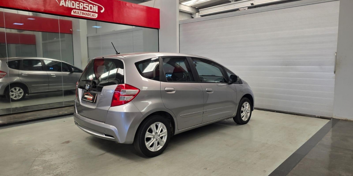 Honda FIT LX - foto 5